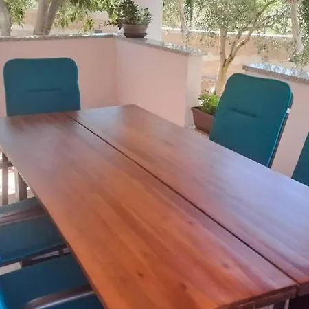 3 Bedroom Gorgeous In Holiday home