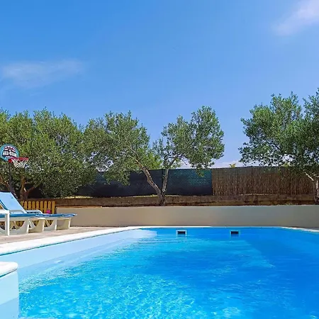 Holiday home 3 Bedroom Gorgeous In