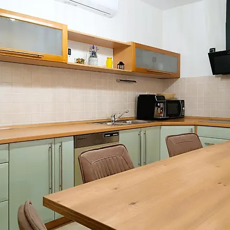 3 Bedroom Gorgeous In
