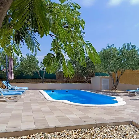 Holiday home 3 Bedroom Gorgeous In *